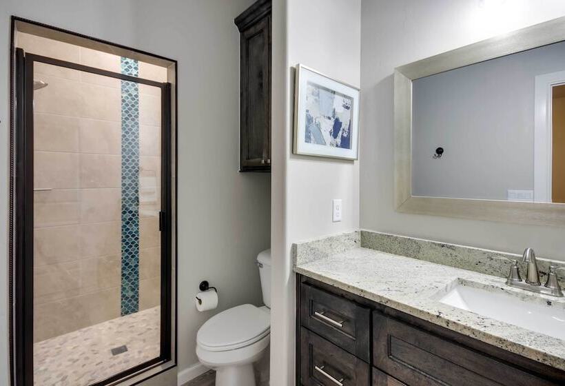 Waterfront Grand Lake Family House W/ Game Room!