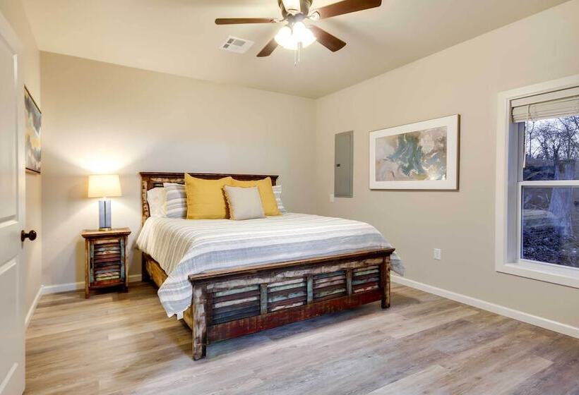 Waterfront Grand Lake Family House W/ Game Room!