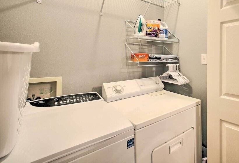 Lakefront Hot Springs Home W/ Deck & Boat Dock