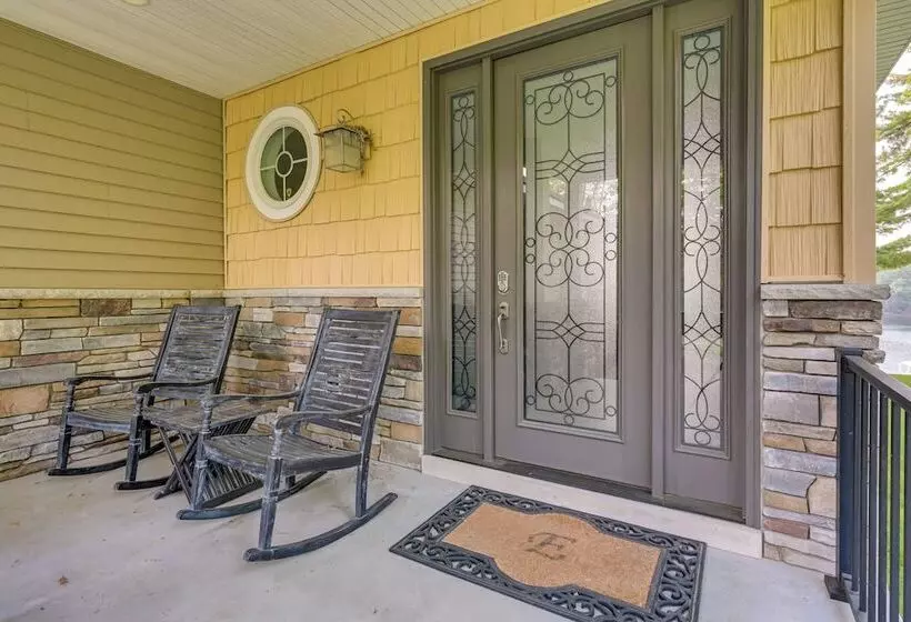 Luxe Waterfront Home W/ Private Lake Access!