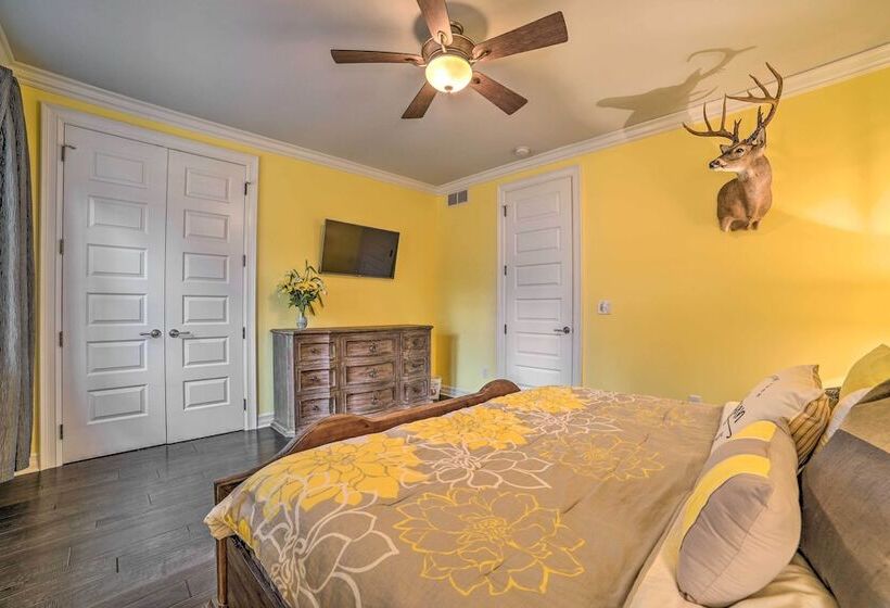 Luxe Waterfront Home W/ Private Lake Access!