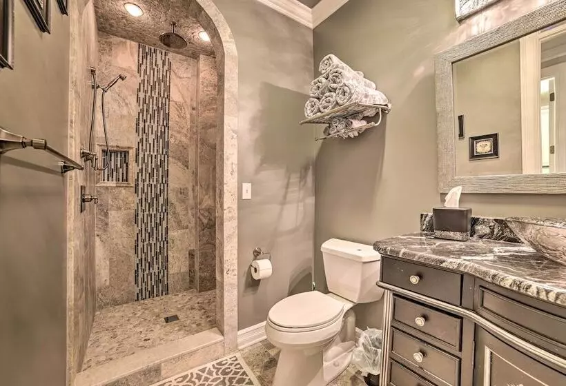 Luxe Waterfront Home W/ Private Lake Access!