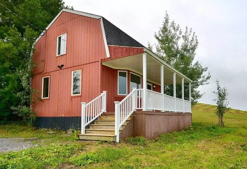 Mountain Top Country Hideaway: 48 Acres, Fire Pit!