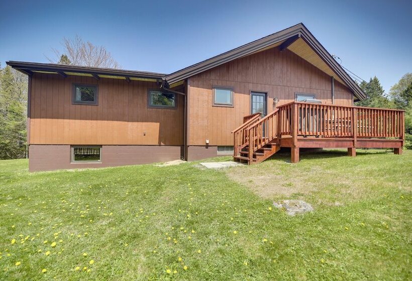 Newcomb Retreat W/ Mountain Views & Fire Pit!