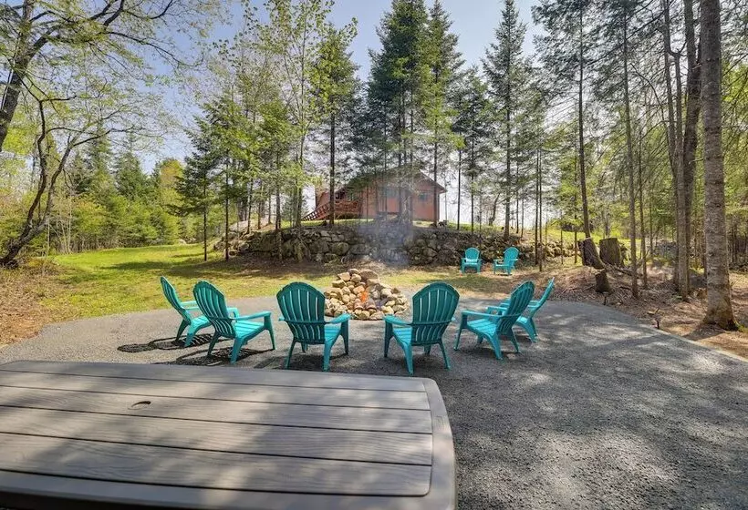 Newcomb Retreat W/ Mountain Views & Fire Pit!