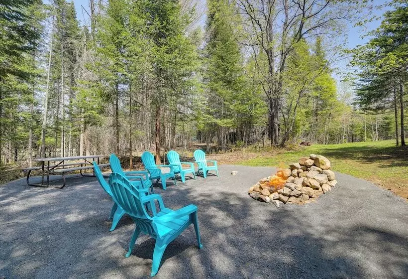 Newcomb Retreat W/ Mountain Views & Fire Pit!