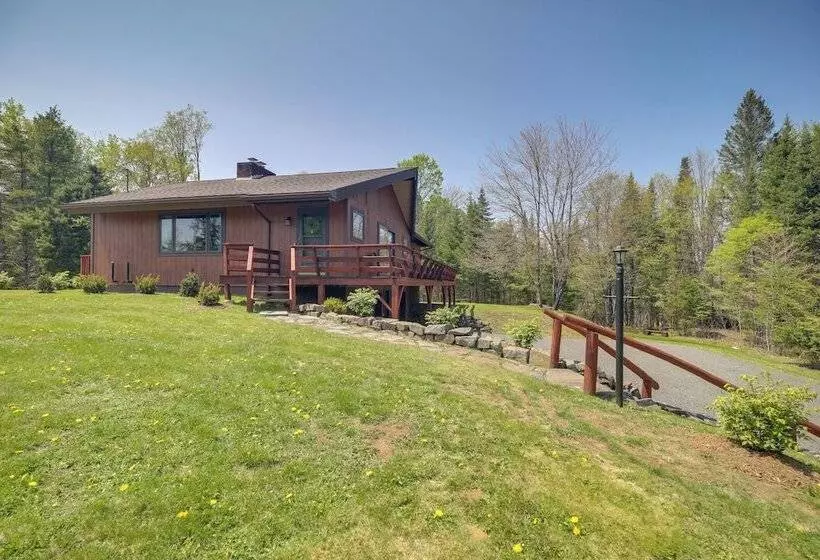 Newcomb Retreat W/ Mountain Views & Fire Pit!