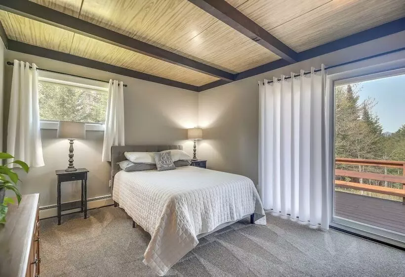 Newcomb Retreat W/ Mountain Views & Fire Pit!