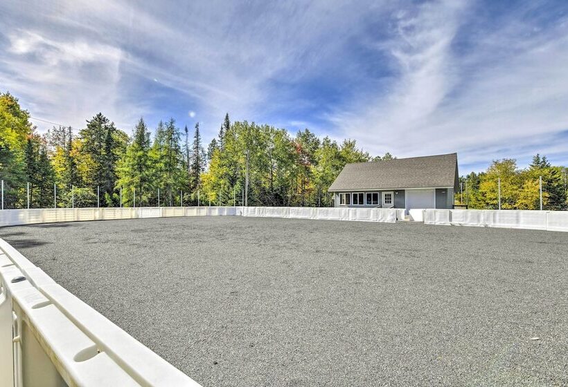 Newcomb Retreat W/ Mountain Views & Fire Pit!