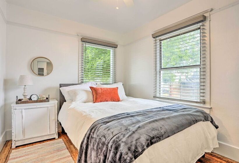Pet Friendly Baker City Escape W/ Private Yard!