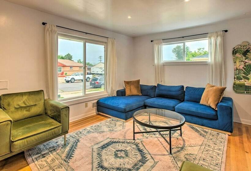 Petfriendly Home W/ Yard ~ 6 Mi To Denver!