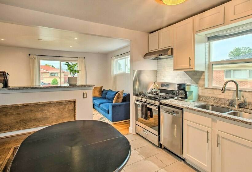 Petfriendly Home W/ Yard ~ 6 Mi To Denver!