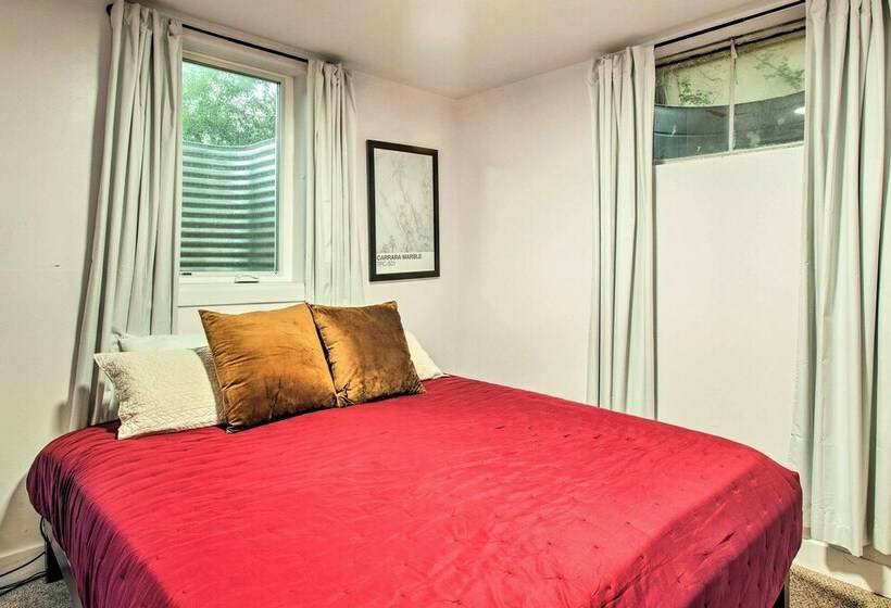 Petfriendly Home W/ Yard ~ 6 Mi To Denver!