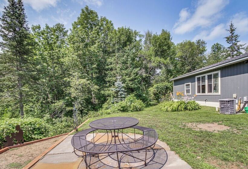 Quiet Lakefront Grand Rapids Cabin On 5 Acres