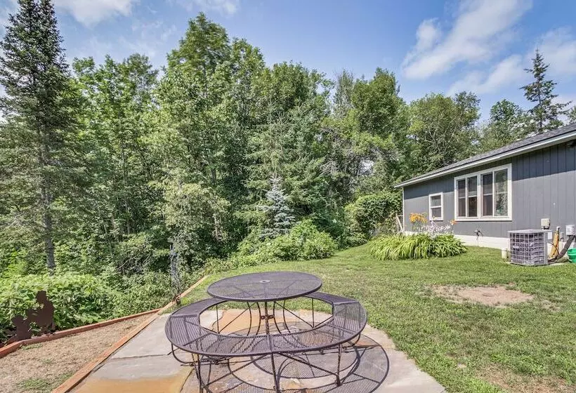 Quiet Lakefront Grand Rapids Cabin On 5 Acres