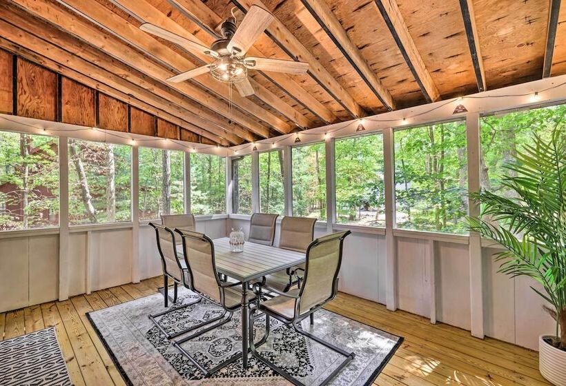 Resting Bear Chalet W/ Community Amenities!