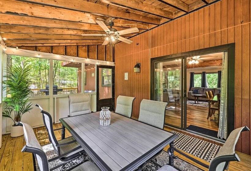 Resting Bear Chalet W/ Community Amenities!