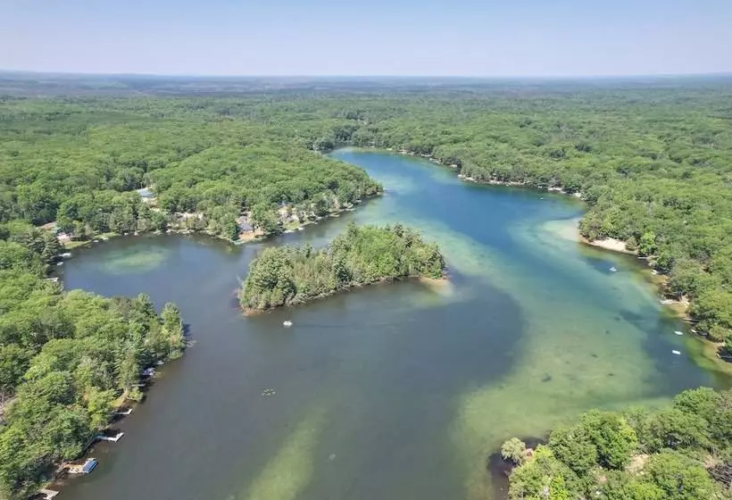Rose City Cabin W/ Fire Pit & Lake Access