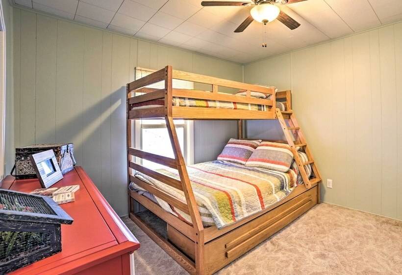 Rose City Cabin W/ Fire Pit & Lake Access