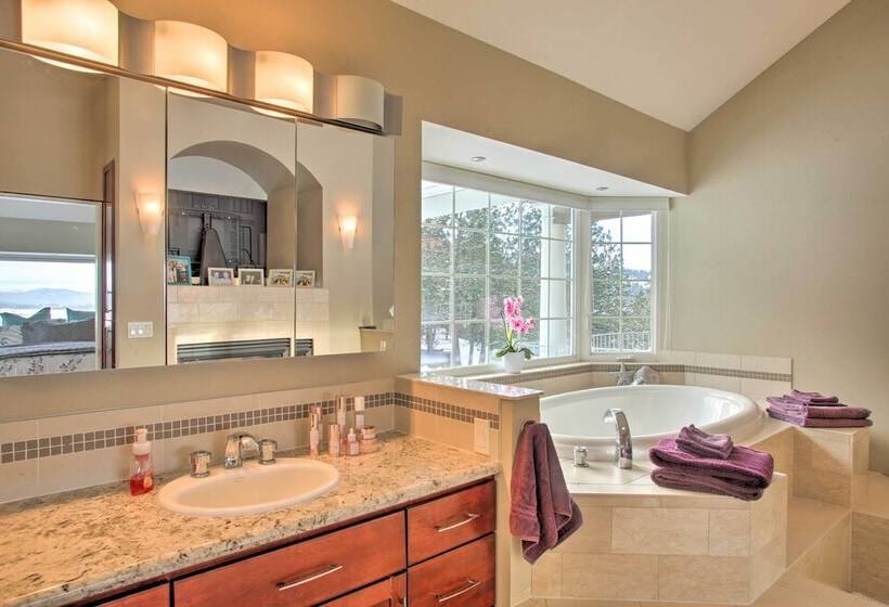 Secluded Home W/ Pool ~ 14 Mi To Coeur D Alene!