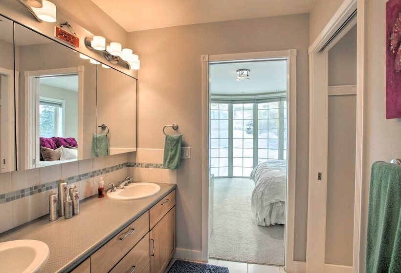 Secluded Home W/ Pool ~ 14 Mi To Coeur D Alene!