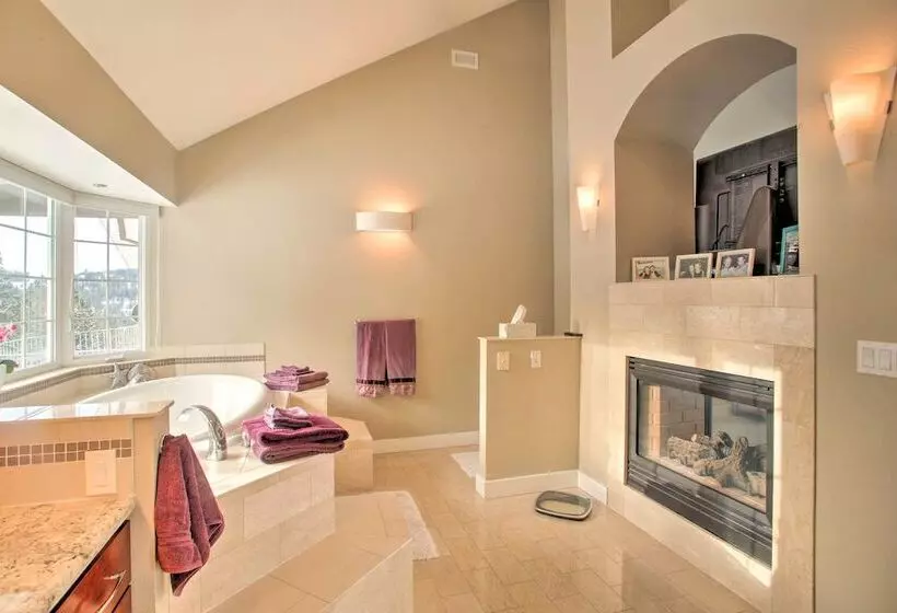 Secluded Home W/ Pool ~ 14 Mi To Coeur D Alene!