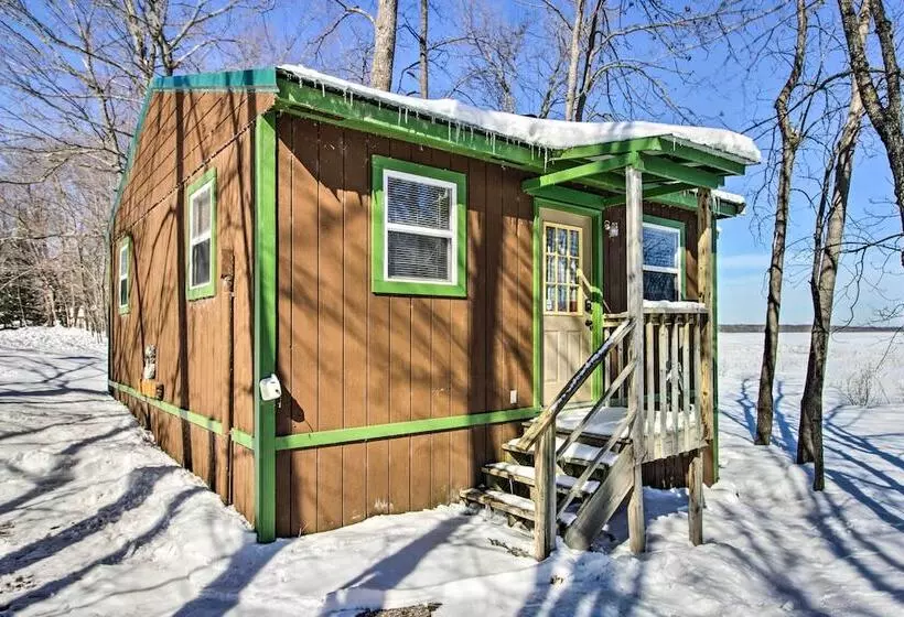 Secluded Remer Cabin W/ Lake Access!