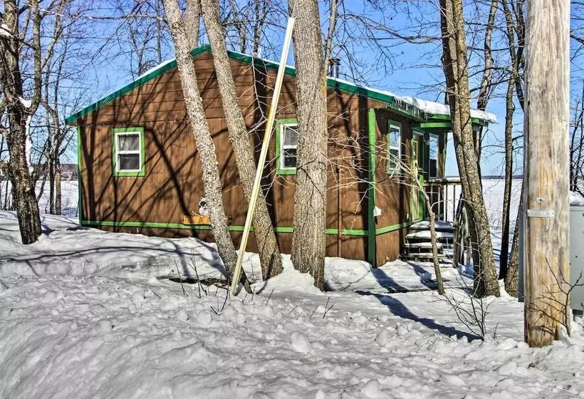 Secluded Remer Cabin W/ Lake Access!