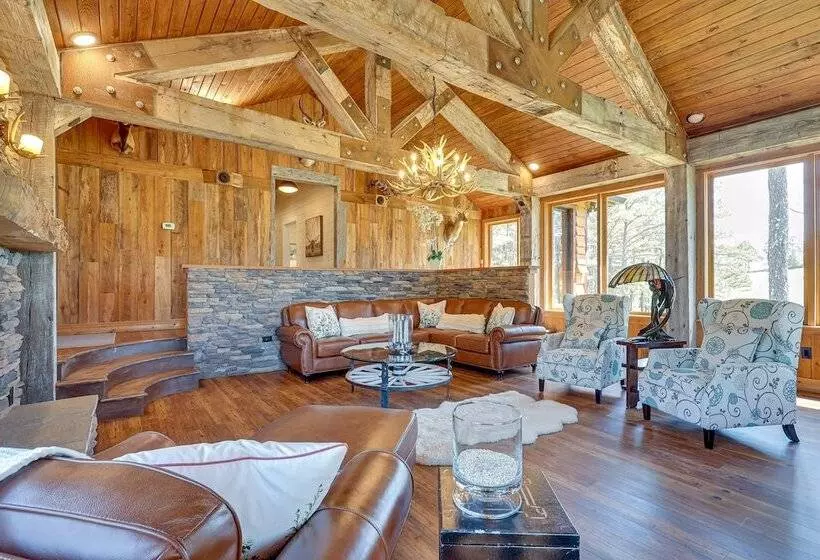 Spacious Alabama Retreat   Deck, Grill & Fire Pit!