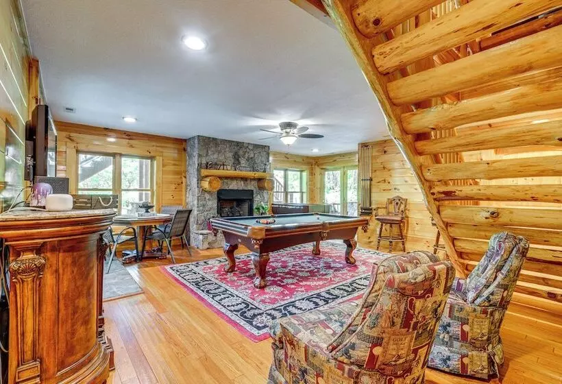 Hike, Fish & Golf: Burnsville Retreat W/ Deck!