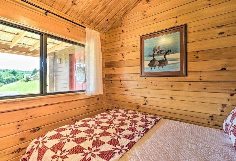 Grill & River Access: Tiny Cabin In Sparta!