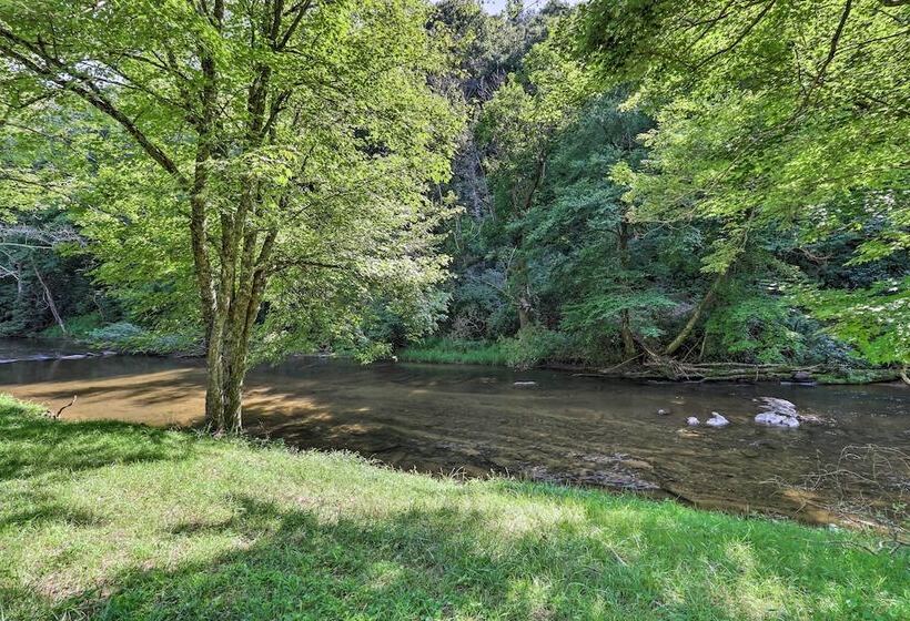 Grill & River Access: Tiny Cabin In Sparta!