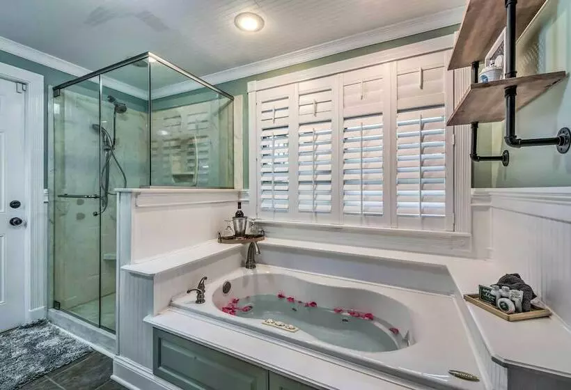 Stunning Aframe Retreat W/ Spacious Deck!
