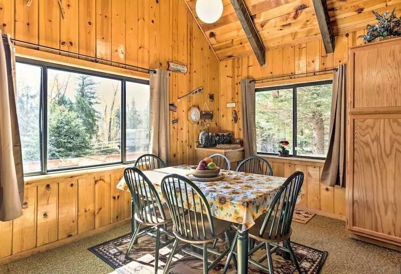 Sun Lit Orangeville Cabin W/ River Access!