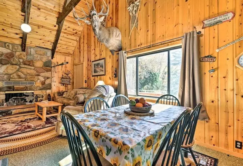 Sun Lit Orangeville Cabin W/ River Access!