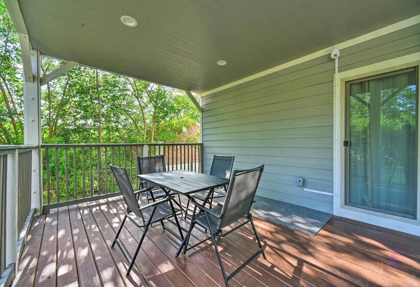 Sunny Clawson Home W/ Yard Walk To Main St!