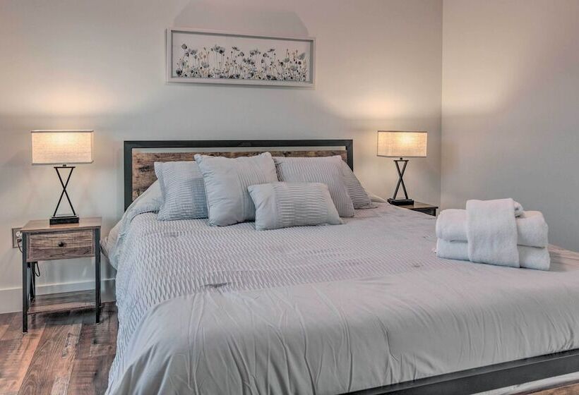 Unique Blue Ridge Haven, 12 Mi To Asheville!