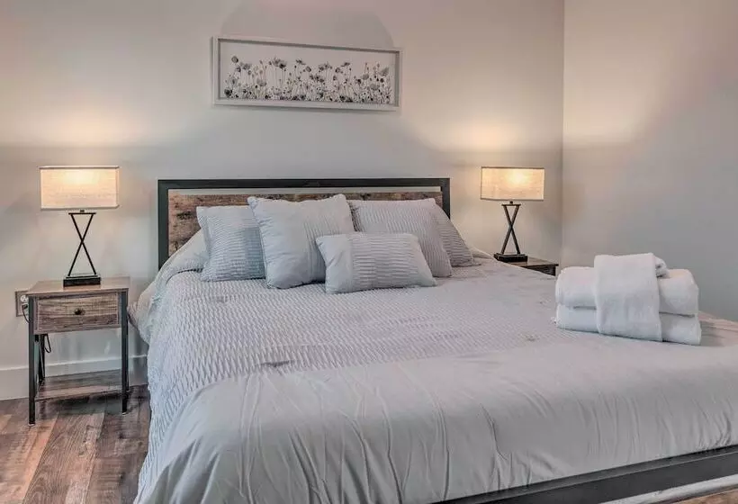 Unique Blue Ridge Haven, 12 Mi To Asheville!