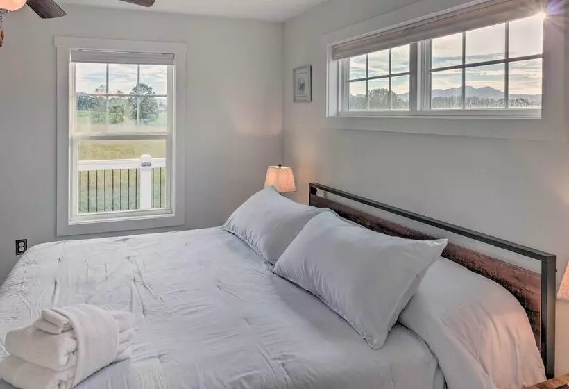 Unique Blue Ridge Haven, 12 Mi To Asheville!