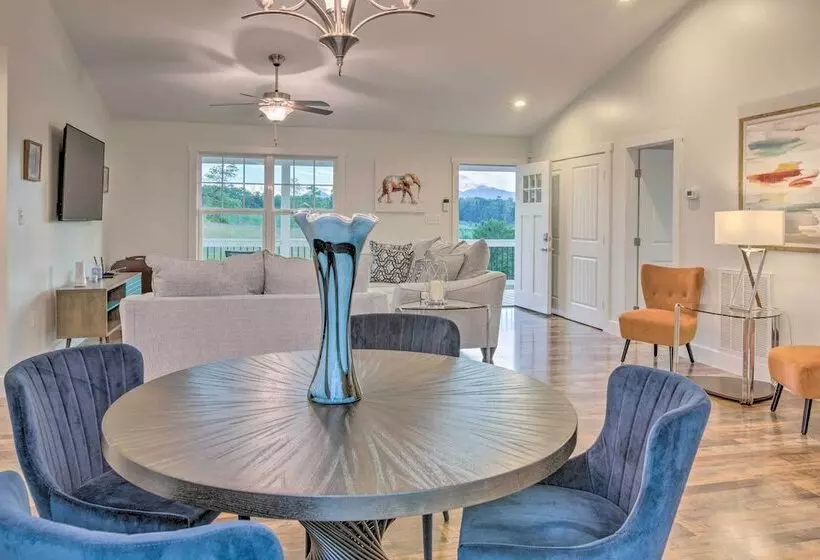 Unique Blue Ridge Haven, 12 Mi To Asheville!