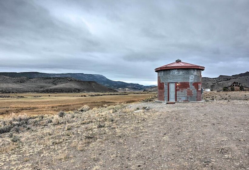 Unique Utah Tin Cabin W/ Mountain Views!