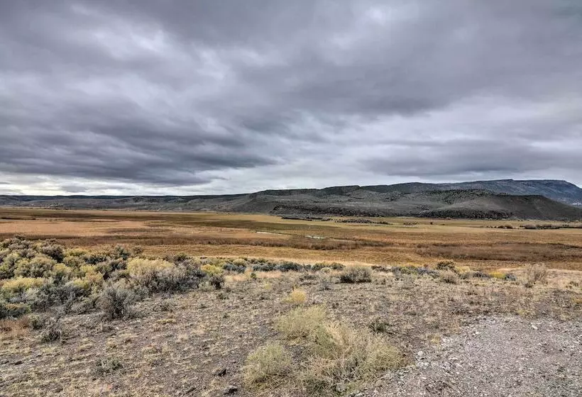 Unique Utah Tin Cabin W/ Mountain Views!