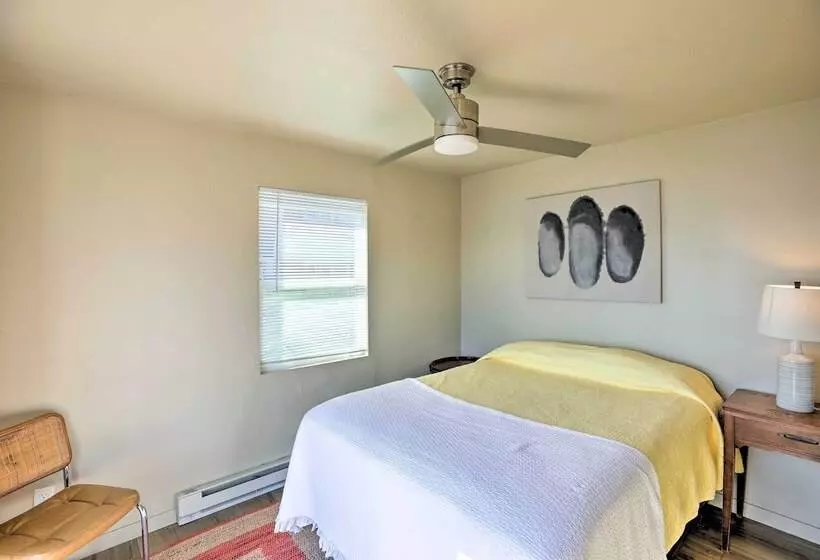 Lakefront Cabin W/ Hot Tub & Patio In Lake Norden