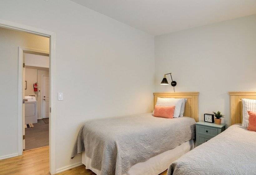 Utah Retreat Hot Tub, Deck & Near National Parks