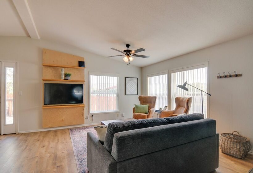 Utah Retreat Hot Tub, Deck & Near National Parks