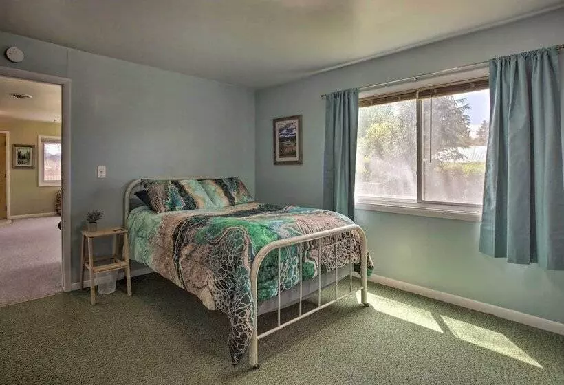 Walkable Ten Sleep House W/ Patio & Sunroom!