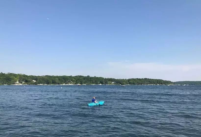 Williams Bay Retreat: Walk To Lake Geneva & Town!
