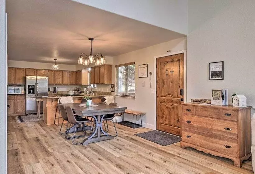 Near Hiking + Wineries: Arnold Cabin W/ Deck!