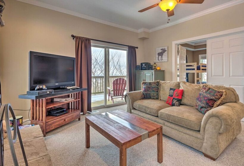 Beech Mountain Retreat W/ Open Deck: 2 Mi To Ski!
