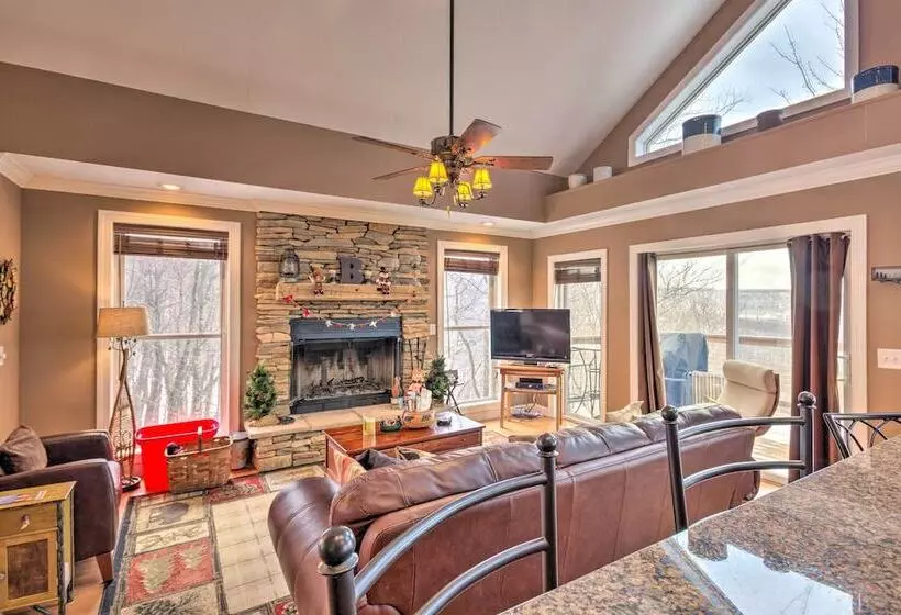 Beech Mountain Retreat W/ Open Deck: 2 Mi To Ski!